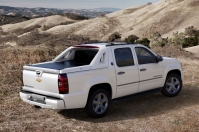 Chevrolet Avalanche Pickup (2 generation) 6.0 4AT image, Chevrolet Avalanche Pickup (2 generation) 6.0 4AT images, Chevrolet Avalanche Pickup (2 generation) 6.0 4AT photos, Chevrolet Avalanche Pickup (2 generation) 6.0 4AT photo, Chevrolet Avalanche Pickup (2 generation) 6.0 4AT picture, Chevrolet Avalanche Pickup (2 generation) 6.0 4AT pictures
