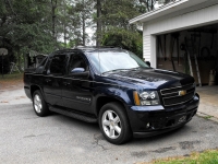 Chevrolet Avalanche Pickup (2 generation) 6.0 6AT image, Chevrolet Avalanche Pickup (2 generation) 6.0 6AT images, Chevrolet Avalanche Pickup (2 generation) 6.0 6AT photos, Chevrolet Avalanche Pickup (2 generation) 6.0 6AT photo, Chevrolet Avalanche Pickup (2 generation) 6.0 6AT picture, Chevrolet Avalanche Pickup (2 generation) 6.0 6AT pictures