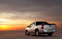 Chevrolet Avalanche Pickup (2 generation) 6.0 6AT 4WD image, Chevrolet Avalanche Pickup (2 generation) 6.0 6AT 4WD images, Chevrolet Avalanche Pickup (2 generation) 6.0 6AT 4WD photos, Chevrolet Avalanche Pickup (2 generation) 6.0 6AT 4WD photo, Chevrolet Avalanche Pickup (2 generation) 6.0 6AT 4WD picture, Chevrolet Avalanche Pickup (2 generation) 6.0 6AT 4WD pictures
