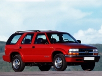 Chevrolet Blazer SUV 5-door (4 generation) 2.2 MT (114 HP) image, Chevrolet Blazer SUV 5-door (4 generation) 2.2 MT (114 HP) images, Chevrolet Blazer SUV 5-door (4 generation) 2.2 MT (114 HP) photos, Chevrolet Blazer SUV 5-door (4 generation) 2.2 MT (114 HP) photo, Chevrolet Blazer SUV 5-door (4 generation) 2.2 MT (114 HP) picture, Chevrolet Blazer SUV 5-door (4 generation) 2.2 MT (114 HP) pictures