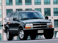 Chevrolet Blazer SUV 5-door (4 generation) AT 4.3 image, Chevrolet Blazer SUV 5-door (4 generation) AT 4.3 images, Chevrolet Blazer SUV 5-door (4 generation) AT 4.3 photos, Chevrolet Blazer SUV 5-door (4 generation) AT 4.3 photo, Chevrolet Blazer SUV 5-door (4 generation) AT 4.3 picture, Chevrolet Blazer SUV 5-door (4 generation) AT 4.3 pictures