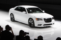 Chrysler 300C SRT8 sedan 4-door (2 generation) 6.1 AT SRT8 (425hp) image, Chrysler 300C SRT8 sedan 4-door (2 generation) 6.1 AT SRT8 (425hp) images, Chrysler 300C SRT8 sedan 4-door (2 generation) 6.1 AT SRT8 (425hp) photos, Chrysler 300C SRT8 sedan 4-door (2 generation) 6.1 AT SRT8 (425hp) photo, Chrysler 300C SRT8 sedan 4-door (2 generation) 6.1 AT SRT8 (425hp) picture, Chrysler 300C SRT8 sedan 4-door (2 generation) 6.1 AT SRT8 (425hp) pictures