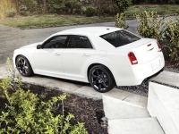 Chrysler 300C SRT8 sedan 4-door (2 generation) 6.1 AT SRT8 (425hp) image, Chrysler 300C SRT8 sedan 4-door (2 generation) 6.1 AT SRT8 (425hp) images, Chrysler 300C SRT8 sedan 4-door (2 generation) 6.1 AT SRT8 (425hp) photos, Chrysler 300C SRT8 sedan 4-door (2 generation) 6.1 AT SRT8 (425hp) photo, Chrysler 300C SRT8 sedan 4-door (2 generation) 6.1 AT SRT8 (425hp) picture, Chrysler 300C SRT8 sedan 4-door (2 generation) 6.1 AT SRT8 (425hp) pictures