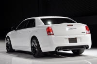 Chrysler 300C SRT8 sedan 4-door (2 generation) 6.1 AT SRT8 (425hp) image, Chrysler 300C SRT8 sedan 4-door (2 generation) 6.1 AT SRT8 (425hp) images, Chrysler 300C SRT8 sedan 4-door (2 generation) 6.1 AT SRT8 (425hp) photos, Chrysler 300C SRT8 sedan 4-door (2 generation) 6.1 AT SRT8 (425hp) photo, Chrysler 300C SRT8 sedan 4-door (2 generation) 6.1 AT SRT8 (425hp) picture, Chrysler 300C SRT8 sedan 4-door (2 generation) 6.1 AT SRT8 (425hp) pictures