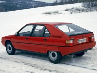 Citroen BX Hatchback (1 generation) 1.4 MT (72hp) image, Citroen BX Hatchback (1 generation) 1.4 MT (72hp) images, Citroen BX Hatchback (1 generation) 1.4 MT (72hp) photos, Citroen BX Hatchback (1 generation) 1.4 MT (72hp) photo, Citroen BX Hatchback (1 generation) 1.4 MT (72hp) picture, Citroen BX Hatchback (1 generation) 1.4 MT (72hp) pictures