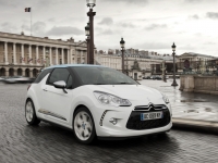 Citroen DS3 Hatchback (1 generation) 1.2 VTi MT Chic (2012) image, Citroen DS3 Hatchback (1 generation) 1.2 VTi MT Chic (2012) images, Citroen DS3 Hatchback (1 generation) 1.2 VTi MT Chic (2012) photos, Citroen DS3 Hatchback (1 generation) 1.2 VTi MT Chic (2012) photo, Citroen DS3 Hatchback (1 generation) 1.2 VTi MT Chic (2012) picture, Citroen DS3 Hatchback (1 generation) 1.2 VTi MT Chic (2012) pictures