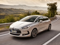 Citroen DS5 Hatchback (1 generation) 2.0 HDi AT (163hp) So Chic (2013) avis, Citroen DS5 Hatchback (1 generation) 2.0 HDi AT (163hp) So Chic (2013) prix, Citroen DS5 Hatchback (1 generation) 2.0 HDi AT (163hp) So Chic (2013) caractéristiques, Citroen DS5 Hatchback (1 generation) 2.0 HDi AT (163hp) So Chic (2013) Fiche, Citroen DS5 Hatchback (1 generation) 2.0 HDi AT (163hp) So Chic (2013) Fiche technique, Citroen DS5 Hatchback (1 generation) 2.0 HDi AT (163hp) So Chic (2013) achat, Citroen DS5 Hatchback (1 generation) 2.0 HDi AT (163hp) So Chic (2013) acheter, Citroen DS5 Hatchback (1 generation) 2.0 HDi AT (163hp) So Chic (2013) Auto