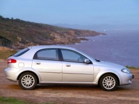 Daewoo Lacetti Hatchback (1 generation) 1.6 AT (110hp) image, Daewoo Lacetti Hatchback (1 generation) 1.6 AT (110hp) images, Daewoo Lacetti Hatchback (1 generation) 1.6 AT (110hp) photos, Daewoo Lacetti Hatchback (1 generation) 1.6 AT (110hp) photo, Daewoo Lacetti Hatchback (1 generation) 1.6 AT (110hp) picture, Daewoo Lacetti Hatchback (1 generation) 1.6 AT (110hp) pictures