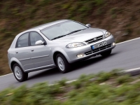 Daewoo Lacetti Hatchback (1 generation) AT 1.8 (122hp) avis, Daewoo Lacetti Hatchback (1 generation) AT 1.8 (122hp) prix, Daewoo Lacetti Hatchback (1 generation) AT 1.8 (122hp) caractéristiques, Daewoo Lacetti Hatchback (1 generation) AT 1.8 (122hp) Fiche, Daewoo Lacetti Hatchback (1 generation) AT 1.8 (122hp) Fiche technique, Daewoo Lacetti Hatchback (1 generation) AT 1.8 (122hp) achat, Daewoo Lacetti Hatchback (1 generation) AT 1.8 (122hp) acheter, Daewoo Lacetti Hatchback (1 generation) AT 1.8 (122hp) Auto