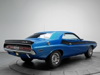 Dodge Challenger T/A coupe (1 generation) 5.6 V8 TorqueFlite (290hp) image, Dodge Challenger T/A coupe (1 generation) 5.6 V8 TorqueFlite (290hp) images, Dodge Challenger T/A coupe (1 generation) 5.6 V8 TorqueFlite (290hp) photos, Dodge Challenger T/A coupe (1 generation) 5.6 V8 TorqueFlite (290hp) photo, Dodge Challenger T/A coupe (1 generation) 5.6 V8 TorqueFlite (290hp) picture, Dodge Challenger T/A coupe (1 generation) 5.6 V8 TorqueFlite (290hp) pictures