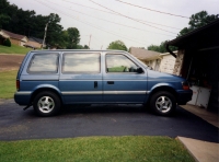 Dodge Grand Caravan minivan 4-door (2 generation) AT 3.3 (165hp) image, Dodge Grand Caravan minivan 4-door (2 generation) AT 3.3 (165hp) images, Dodge Grand Caravan minivan 4-door (2 generation) AT 3.3 (165hp) photos, Dodge Grand Caravan minivan 4-door (2 generation) AT 3.3 (165hp) photo, Dodge Grand Caravan minivan 4-door (2 generation) AT 3.3 (165hp) picture, Dodge Grand Caravan minivan 4-door (2 generation) AT 3.3 (165hp) pictures