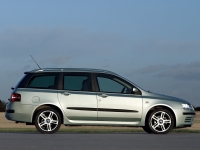 Fiat Stilo Wagon (1 generation) 1.6 MT (103hp) image, Fiat Stilo Wagon (1 generation) 1.6 MT (103hp) images, Fiat Stilo Wagon (1 generation) 1.6 MT (103hp) photos, Fiat Stilo Wagon (1 generation) 1.6 MT (103hp) photo, Fiat Stilo Wagon (1 generation) 1.6 MT (103hp) picture, Fiat Stilo Wagon (1 generation) 1.6 MT (103hp) pictures