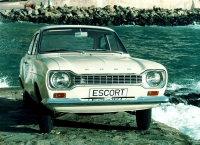 Ford Escort Coupe (1 generation) 1.3 MT (54 HP) image, Ford Escort Coupe (1 generation) 1.3 MT (54 HP) images, Ford Escort Coupe (1 generation) 1.3 MT (54 HP) photos, Ford Escort Coupe (1 generation) 1.3 MT (54 HP) photo, Ford Escort Coupe (1 generation) 1.3 MT (54 HP) picture, Ford Escort Coupe (1 generation) 1.3 MT (54 HP) pictures
