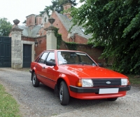 Ford Escort Hatchback 5-door. (3 generation) 1.6 5MT (79 HP '83) image, Ford Escort Hatchback 5-door. (3 generation) 1.6 5MT (79 HP '83) images, Ford Escort Hatchback 5-door. (3 generation) 1.6 5MT (79 HP '83) photos, Ford Escort Hatchback 5-door. (3 generation) 1.6 5MT (79 HP '83) photo, Ford Escort Hatchback 5-door. (3 generation) 1.6 5MT (79 HP '83) picture, Ford Escort Hatchback 5-door. (3 generation) 1.6 5MT (79 HP '83) pictures