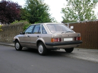 Ford Escort Hatchback 5-door. (3 generation) 1.6 AT image, Ford Escort Hatchback 5-door. (3 generation) 1.6 AT images, Ford Escort Hatchback 5-door. (3 generation) 1.6 AT photos, Ford Escort Hatchback 5-door. (3 generation) 1.6 AT photo, Ford Escort Hatchback 5-door. (3 generation) 1.6 AT picture, Ford Escort Hatchback 5-door. (3 generation) 1.6 AT pictures