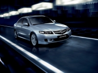 Honda Accord Sedan 4-door (7th generation) 2.0 AT image, Honda Accord Sedan 4-door (7th generation) 2.0 AT images, Honda Accord Sedan 4-door (7th generation) 2.0 AT photos, Honda Accord Sedan 4-door (7th generation) 2.0 AT photo, Honda Accord Sedan 4-door (7th generation) 2.0 AT picture, Honda Accord Sedan 4-door (7th generation) 2.0 AT pictures