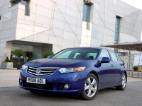 Honda Accord Sedan 4-door (8 generation) 2.0 MT (156hp) image, Honda Accord Sedan 4-door (8 generation) 2.0 MT (156hp) images, Honda Accord Sedan 4-door (8 generation) 2.0 MT (156hp) photos, Honda Accord Sedan 4-door (8 generation) 2.0 MT (156hp) photo, Honda Accord Sedan 4-door (8 generation) 2.0 MT (156hp) picture, Honda Accord Sedan 4-door (8 generation) 2.0 MT (156hp) pictures