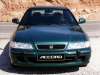 Honda Accord Sedan (5th generation) 2.2 MT (150hp) image, Honda Accord Sedan (5th generation) 2.2 MT (150hp) images, Honda Accord Sedan (5th generation) 2.2 MT (150hp) photos, Honda Accord Sedan (5th generation) 2.2 MT (150hp) photo, Honda Accord Sedan (5th generation) 2.2 MT (150hp) picture, Honda Accord Sedan (5th generation) 2.2 MT (150hp) pictures