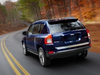 Jeep Compass Crossover (1 generation) 2.4 CVT (170hp) LIMITED (2012) image, Jeep Compass Crossover (1 generation) 2.4 CVT (170hp) LIMITED (2012) images, Jeep Compass Crossover (1 generation) 2.4 CVT (170hp) LIMITED (2012) photos, Jeep Compass Crossover (1 generation) 2.4 CVT (170hp) LIMITED (2012) photo, Jeep Compass Crossover (1 generation) 2.4 CVT (170hp) LIMITED (2012) picture, Jeep Compass Crossover (1 generation) 2.4 CVT (170hp) LIMITED (2012) pictures