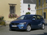 Kia CEE'd Hatchback 5-door. (1 generation) 1.4 EcoDynamics MT (90hp) image, Kia CEE'd Hatchback 5-door. (1 generation) 1.4 EcoDynamics MT (90hp) images, Kia CEE'd Hatchback 5-door. (1 generation) 1.4 EcoDynamics MT (90hp) photos, Kia CEE'd Hatchback 5-door. (1 generation) 1.4 EcoDynamics MT (90hp) photo, Kia CEE'd Hatchback 5-door. (1 generation) 1.4 EcoDynamics MT (90hp) picture, Kia CEE'd Hatchback 5-door. (1 generation) 1.4 EcoDynamics MT (90hp) pictures