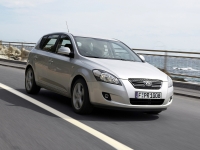 Kia CEE'd Hatchback 5-door. (1 generation) 1.6 AT (122hp) image, Kia CEE'd Hatchback 5-door. (1 generation) 1.6 AT (122hp) images, Kia CEE'd Hatchback 5-door. (1 generation) 1.6 AT (122hp) photos, Kia CEE'd Hatchback 5-door. (1 generation) 1.6 AT (122hp) photo, Kia CEE'd Hatchback 5-door. (1 generation) 1.6 AT (122hp) picture, Kia CEE'd Hatchback 5-door. (1 generation) 1.6 AT (122hp) pictures