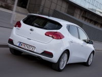 Kia CEE'd Hatchback 5-door. (2 generation) 1.6 AT (129hp) Comfort (2013) image, Kia CEE'd Hatchback 5-door. (2 generation) 1.6 AT (129hp) Comfort (2013) images, Kia CEE'd Hatchback 5-door. (2 generation) 1.6 AT (129hp) Comfort (2013) photos, Kia CEE'd Hatchback 5-door. (2 generation) 1.6 AT (129hp) Comfort (2013) photo, Kia CEE'd Hatchback 5-door. (2 generation) 1.6 AT (129hp) Comfort (2013) picture, Kia CEE'd Hatchback 5-door. (2 generation) 1.6 AT (129hp) Comfort (2013) pictures