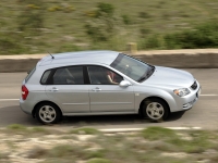 Kia Cerato Hatchback (1 generation) 1.6 MT (110hp) image, Kia Cerato Hatchback (1 generation) 1.6 MT (110hp) images, Kia Cerato Hatchback (1 generation) 1.6 MT (110hp) photos, Kia Cerato Hatchback (1 generation) 1.6 MT (110hp) photo, Kia Cerato Hatchback (1 generation) 1.6 MT (110hp) picture, Kia Cerato Hatchback (1 generation) 1.6 MT (110hp) pictures