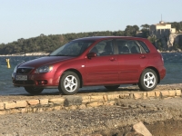 Kia Cerato Hatchback (1 generation) 1.6 MT (110hp) image, Kia Cerato Hatchback (1 generation) 1.6 MT (110hp) images, Kia Cerato Hatchback (1 generation) 1.6 MT (110hp) photos, Kia Cerato Hatchback (1 generation) 1.6 MT (110hp) photo, Kia Cerato Hatchback (1 generation) 1.6 MT (110hp) picture, Kia Cerato Hatchback (1 generation) 1.6 MT (110hp) pictures