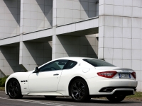 Maserati GranTurismo S coupe 2-door (1 generation) 4.7 AMT (440hp) image, Maserati GranTurismo S coupe 2-door (1 generation) 4.7 AMT (440hp) images, Maserati GranTurismo S coupe 2-door (1 generation) 4.7 AMT (440hp) photos, Maserati GranTurismo S coupe 2-door (1 generation) 4.7 AMT (440hp) photo, Maserati GranTurismo S coupe 2-door (1 generation) 4.7 AMT (440hp) picture, Maserati GranTurismo S coupe 2-door (1 generation) 4.7 AMT (440hp) pictures