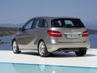 Mercedes-Benz B-Class Hatchback (W246) B 180 BlueEfficiency MT (122 hp) basic image, Mercedes-Benz B-Class Hatchback (W246) B 180 BlueEfficiency MT (122 hp) basic images, Mercedes-Benz B-Class Hatchback (W246) B 180 BlueEfficiency MT (122 hp) basic photos, Mercedes-Benz B-Class Hatchback (W246) B 180 BlueEfficiency MT (122 hp) basic photo, Mercedes-Benz B-Class Hatchback (W246) B 180 BlueEfficiency MT (122 hp) basic picture, Mercedes-Benz B-Class Hatchback (W246) B 180 BlueEfficiency MT (122 hp) basic pictures