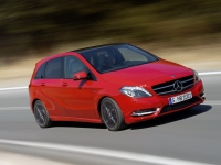 Mercedes-Benz B-Class Hatchback (W246) B 180 BlueEfficiency MT (122 hp) basic image, Mercedes-Benz B-Class Hatchback (W246) B 180 BlueEfficiency MT (122 hp) basic images, Mercedes-Benz B-Class Hatchback (W246) B 180 BlueEfficiency MT (122 hp) basic photos, Mercedes-Benz B-Class Hatchback (W246) B 180 BlueEfficiency MT (122 hp) basic photo, Mercedes-Benz B-Class Hatchback (W246) B 180 BlueEfficiency MT (122 hp) basic picture, Mercedes-Benz B-Class Hatchback (W246) B 180 BlueEfficiency MT (122 hp) basic pictures