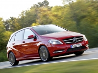 Mercedes-Benz B-Class Hatchback (W246) B 180 BlueEfficiency MT (122 hp) basic image, Mercedes-Benz B-Class Hatchback (W246) B 180 BlueEfficiency MT (122 hp) basic images, Mercedes-Benz B-Class Hatchback (W246) B 180 BlueEfficiency MT (122 hp) basic photos, Mercedes-Benz B-Class Hatchback (W246) B 180 BlueEfficiency MT (122 hp) basic photo, Mercedes-Benz B-Class Hatchback (W246) B 180 BlueEfficiency MT (122 hp) basic picture, Mercedes-Benz B-Class Hatchback (W246) B 180 BlueEfficiency MT (122 hp) basic pictures