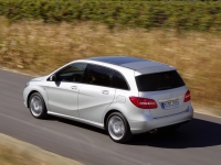 Mercedes-Benz B-Class Hatchback (W246) B 180 BlueEfficiency MT (122 hp) basic image, Mercedes-Benz B-Class Hatchback (W246) B 180 BlueEfficiency MT (122 hp) basic images, Mercedes-Benz B-Class Hatchback (W246) B 180 BlueEfficiency MT (122 hp) basic photos, Mercedes-Benz B-Class Hatchback (W246) B 180 BlueEfficiency MT (122 hp) basic photo, Mercedes-Benz B-Class Hatchback (W246) B 180 BlueEfficiency MT (122 hp) basic picture, Mercedes-Benz B-Class Hatchback (W246) B 180 BlueEfficiency MT (122 hp) basic pictures