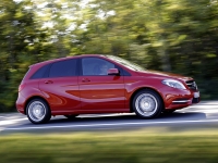 Mercedes-Benz B-Class Hatchback (W246) B 200 CDI BlueEficiency MT (136hp) image, Mercedes-Benz B-Class Hatchback (W246) B 200 CDI BlueEficiency MT (136hp) images, Mercedes-Benz B-Class Hatchback (W246) B 200 CDI BlueEficiency MT (136hp) photos, Mercedes-Benz B-Class Hatchback (W246) B 200 CDI BlueEficiency MT (136hp) photo, Mercedes-Benz B-Class Hatchback (W246) B 200 CDI BlueEficiency MT (136hp) picture, Mercedes-Benz B-Class Hatchback (W246) B 200 CDI BlueEficiency MT (136hp) pictures