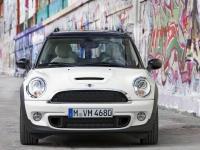 Mini Clubman Cooper S station wagon 3-door (1 generation) 1.6 AT (184hp) basic avis, Mini Clubman Cooper S station wagon 3-door (1 generation) 1.6 AT (184hp) basic prix, Mini Clubman Cooper S station wagon 3-door (1 generation) 1.6 AT (184hp) basic caractéristiques, Mini Clubman Cooper S station wagon 3-door (1 generation) 1.6 AT (184hp) basic Fiche, Mini Clubman Cooper S station wagon 3-door (1 generation) 1.6 AT (184hp) basic Fiche technique, Mini Clubman Cooper S station wagon 3-door (1 generation) 1.6 AT (184hp) basic achat, Mini Clubman Cooper S station wagon 3-door (1 generation) 1.6 AT (184hp) basic acheter, Mini Clubman Cooper S station wagon 3-door (1 generation) 1.6 AT (184hp) basic Auto