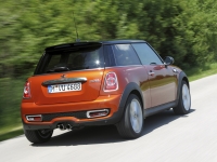 Mini Cooper S Hatchback 3-door (2 generation) 1.6 MT (184hp) basic image, Mini Cooper S Hatchback 3-door (2 generation) 1.6 MT (184hp) basic images, Mini Cooper S Hatchback 3-door (2 generation) 1.6 MT (184hp) basic photos, Mini Cooper S Hatchback 3-door (2 generation) 1.6 MT (184hp) basic photo, Mini Cooper S Hatchback 3-door (2 generation) 1.6 MT (184hp) basic picture, Mini Cooper S Hatchback 3-door (2 generation) 1.6 MT (184hp) basic pictures