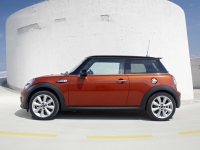 Mini Cooper S Hatchback 3-door (2 generation) 1.6 MT (184hp) basic image, Mini Cooper S Hatchback 3-door (2 generation) 1.6 MT (184hp) basic images, Mini Cooper S Hatchback 3-door (2 generation) 1.6 MT (184hp) basic photos, Mini Cooper S Hatchback 3-door (2 generation) 1.6 MT (184hp) basic photo, Mini Cooper S Hatchback 3-door (2 generation) 1.6 MT (184hp) basic picture, Mini Cooper S Hatchback 3-door (2 generation) 1.6 MT (184hp) basic pictures