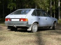 Moskvich 2141 Hatchback (1 generation) 1.5 MT (72 hp) image, Moskvich 2141 Hatchback (1 generation) 1.5 MT (72 hp) images, Moskvich 2141 Hatchback (1 generation) 1.5 MT (72 hp) photos, Moskvich 2141 Hatchback (1 generation) 1.5 MT (72 hp) photo, Moskvich 2141 Hatchback (1 generation) 1.5 MT (72 hp) picture, Moskvich 2141 Hatchback (1 generation) 1.5 MT (72 hp) pictures