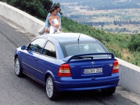 Opel Astra Hatchback 3-door (G) 1.6 MT (84 HP) image, Opel Astra Hatchback 3-door (G) 1.6 MT (84 HP) images, Opel Astra Hatchback 3-door (G) 1.6 MT (84 HP) photos, Opel Astra Hatchback 3-door (G) 1.6 MT (84 HP) photo, Opel Astra Hatchback 3-door (G) 1.6 MT (84 HP) picture, Opel Astra Hatchback 3-door (G) 1.6 MT (84 HP) pictures