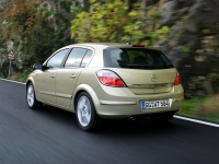 Opel Astra Hatchback 5-door. (H) 1.3 CDTi MT image, Opel Astra Hatchback 5-door. (H) 1.3 CDTi MT images, Opel Astra Hatchback 5-door. (H) 1.3 CDTi MT photos, Opel Astra Hatchback 5-door. (H) 1.3 CDTi MT photo, Opel Astra Hatchback 5-door. (H) 1.3 CDTi MT picture, Opel Astra Hatchback 5-door. (H) 1.3 CDTi MT pictures
