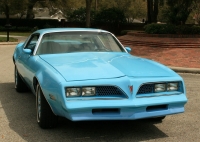 Pontiac Firebird Esprit Skybird coupe 2-door (2 generation) 4.9 MT (137hp) avis, Pontiac Firebird Esprit Skybird coupe 2-door (2 generation) 4.9 MT (137hp) prix, Pontiac Firebird Esprit Skybird coupe 2-door (2 generation) 4.9 MT (137hp) caractéristiques, Pontiac Firebird Esprit Skybird coupe 2-door (2 generation) 4.9 MT (137hp) Fiche, Pontiac Firebird Esprit Skybird coupe 2-door (2 generation) 4.9 MT (137hp) Fiche technique, Pontiac Firebird Esprit Skybird coupe 2-door (2 generation) 4.9 MT (137hp) achat, Pontiac Firebird Esprit Skybird coupe 2-door (2 generation) 4.9 MT (137hp) acheter, Pontiac Firebird Esprit Skybird coupe 2-door (2 generation) 4.9 MT (137hp) Auto