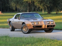 Pontiac Firebird Formula coupe 2-door (2 generation) 4.9 Turbo MT (210hp) image, Pontiac Firebird Formula coupe 2-door (2 generation) 4.9 Turbo MT (210hp) images, Pontiac Firebird Formula coupe 2-door (2 generation) 4.9 Turbo MT (210hp) photos, Pontiac Firebird Formula coupe 2-door (2 generation) 4.9 Turbo MT (210hp) photo, Pontiac Firebird Formula coupe 2-door (2 generation) 4.9 Turbo MT (210hp) picture, Pontiac Firebird Formula coupe 2-door (2 generation) 4.9 Turbo MT (210hp) pictures