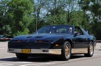 Pontiac Firebird Trans Am T-Roof Targa 2-door (3 generation) AT 5.7 (213hp) image, Pontiac Firebird Trans Am T-Roof Targa 2-door (3 generation) AT 5.7 (213hp) images, Pontiac Firebird Trans Am T-Roof Targa 2-door (3 generation) AT 5.7 (213hp) photos, Pontiac Firebird Trans Am T-Roof Targa 2-door (3 generation) AT 5.7 (213hp) photo, Pontiac Firebird Trans Am T-Roof Targa 2-door (3 generation) AT 5.7 (213hp) picture, Pontiac Firebird Trans Am T-Roof Targa 2-door (3 generation) AT 5.7 (213hp) pictures