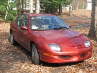 Pontiac Sunfire SE sedan (1 generation) 2.2 MT (122 HP) image, Pontiac Sunfire SE sedan (1 generation) 2.2 MT (122 HP) images, Pontiac Sunfire SE sedan (1 generation) 2.2 MT (122 HP) photos, Pontiac Sunfire SE sedan (1 generation) 2.2 MT (122 HP) photo, Pontiac Sunfire SE sedan (1 generation) 2.2 MT (122 HP) picture, Pontiac Sunfire SE sedan (1 generation) 2.2 MT (122 HP) pictures