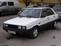 Renault 11 Hatchback 5-door. (1 generation) 1.4 MT avis, Renault 11 Hatchback 5-door. (1 generation) 1.4 MT prix, Renault 11 Hatchback 5-door. (1 generation) 1.4 MT caractéristiques, Renault 11 Hatchback 5-door. (1 generation) 1.4 MT Fiche, Renault 11 Hatchback 5-door. (1 generation) 1.4 MT Fiche technique, Renault 11 Hatchback 5-door. (1 generation) 1.4 MT achat, Renault 11 Hatchback 5-door. (1 generation) 1.4 MT acheter, Renault 11 Hatchback 5-door. (1 generation) 1.4 MT Auto