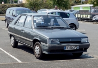 Renault 11 Hatchback 5-door. (2 generation) 1.2 MT (55hp) image, Renault 11 Hatchback 5-door. (2 generation) 1.2 MT (55hp) images, Renault 11 Hatchback 5-door. (2 generation) 1.2 MT (55hp) photos, Renault 11 Hatchback 5-door. (2 generation) 1.2 MT (55hp) photo, Renault 11 Hatchback 5-door. (2 generation) 1.2 MT (55hp) picture, Renault 11 Hatchback 5-door. (2 generation) 1.2 MT (55hp) pictures