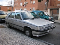 Renault 11 Hatchback 5-door. (2 generation) 1.2 MT (55hp) image, Renault 11 Hatchback 5-door. (2 generation) 1.2 MT (55hp) images, Renault 11 Hatchback 5-door. (2 generation) 1.2 MT (55hp) photos, Renault 11 Hatchback 5-door. (2 generation) 1.2 MT (55hp) photo, Renault 11 Hatchback 5-door. (2 generation) 1.2 MT (55hp) picture, Renault 11 Hatchback 5-door. (2 generation) 1.2 MT (55hp) pictures