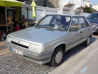 Renault 11 Hatchback 5-door. (2 generation) 1.4 4MT (68hp) image, Renault 11 Hatchback 5-door. (2 generation) 1.4 4MT (68hp) images, Renault 11 Hatchback 5-door. (2 generation) 1.4 4MT (68hp) photos, Renault 11 Hatchback 5-door. (2 generation) 1.4 4MT (68hp) photo, Renault 11 Hatchback 5-door. (2 generation) 1.4 4MT (68hp) picture, Renault 11 Hatchback 5-door. (2 generation) 1.4 4MT (68hp) pictures