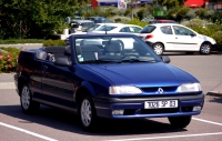 Renault 19 Convertible (2 generation) 1.8 MT (135hp) image, Renault 19 Convertible (2 generation) 1.8 MT (135hp) images, Renault 19 Convertible (2 generation) 1.8 MT (135hp) photos, Renault 19 Convertible (2 generation) 1.8 MT (135hp) photo, Renault 19 Convertible (2 generation) 1.8 MT (135hp) picture, Renault 19 Convertible (2 generation) 1.8 MT (135hp) pictures