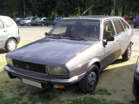 Renault 20 Hatchback (1 generation) 2.0 MT (103hp) avis, Renault 20 Hatchback (1 generation) 2.0 MT (103hp) prix, Renault 20 Hatchback (1 generation) 2.0 MT (103hp) caractéristiques, Renault 20 Hatchback (1 generation) 2.0 MT (103hp) Fiche, Renault 20 Hatchback (1 generation) 2.0 MT (103hp) Fiche technique, Renault 20 Hatchback (1 generation) 2.0 MT (103hp) achat, Renault 20 Hatchback (1 generation) 2.0 MT (103hp) acheter, Renault 20 Hatchback (1 generation) 2.0 MT (103hp) Auto